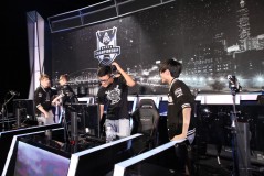 一锤定音！赛后数据图显示，JackeyLove伤害转化率高达180%